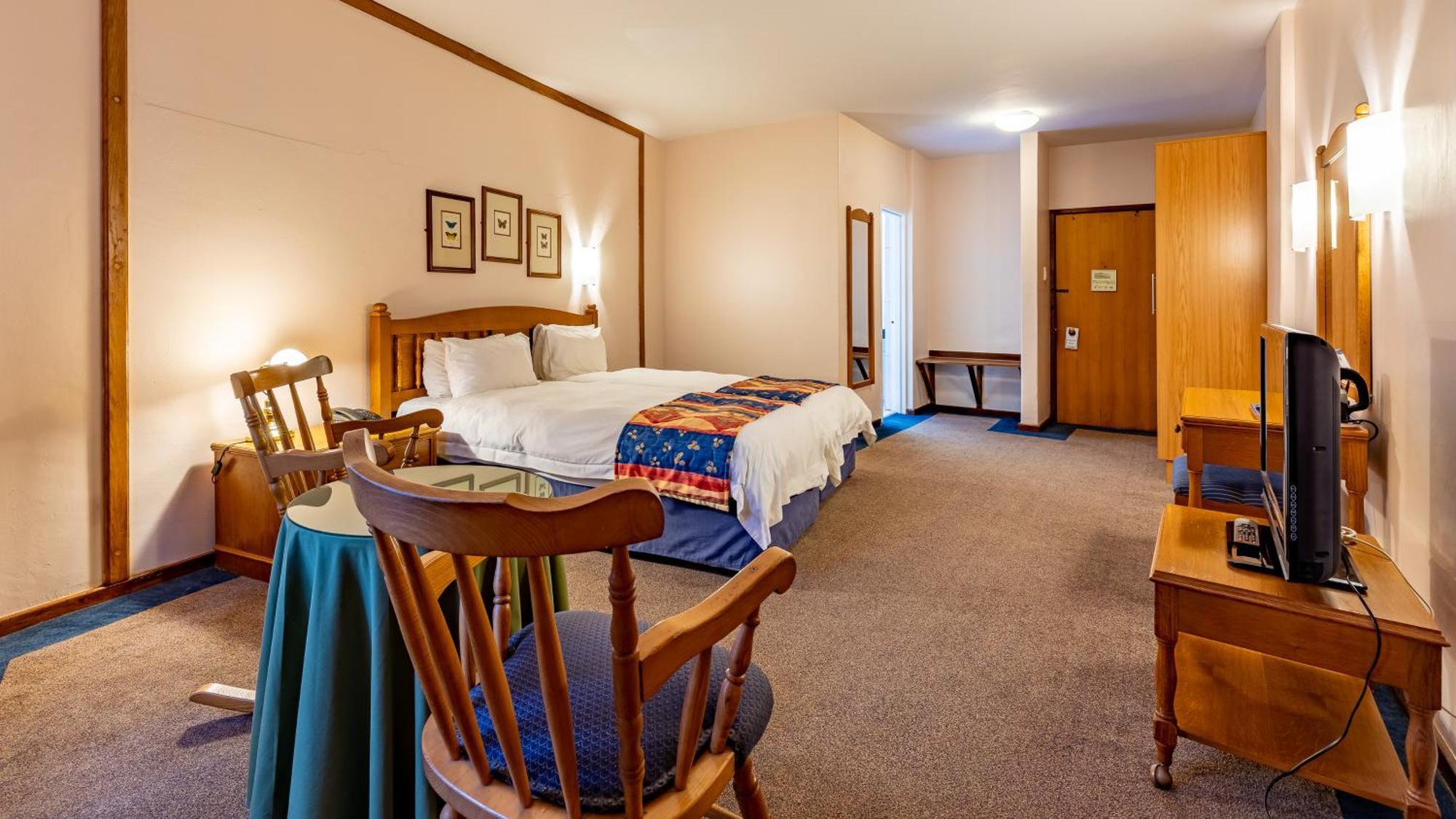 African Sky Hotels - Pine Lake Inn White River Exterior foto