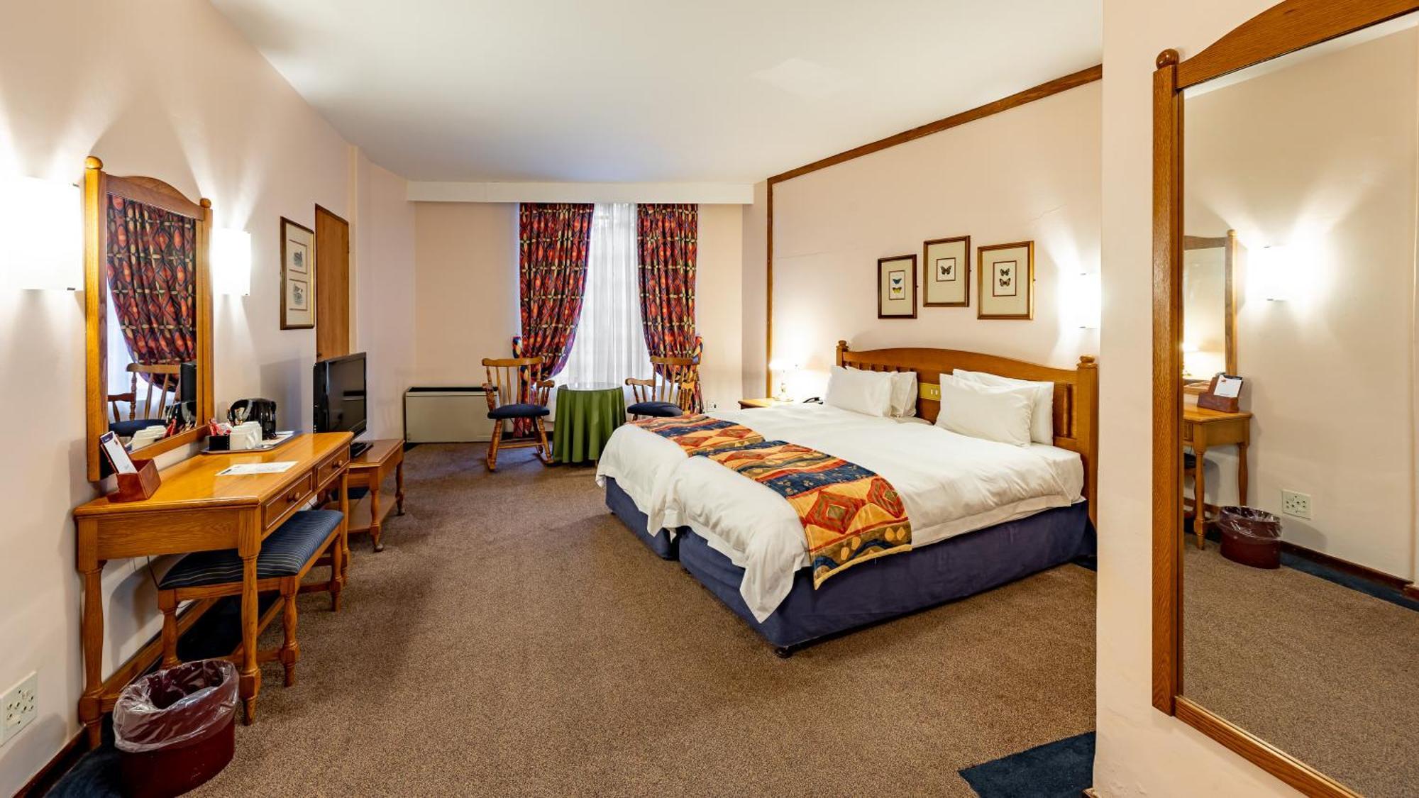 African Sky Hotels - Pine Lake Inn White River Exterior foto