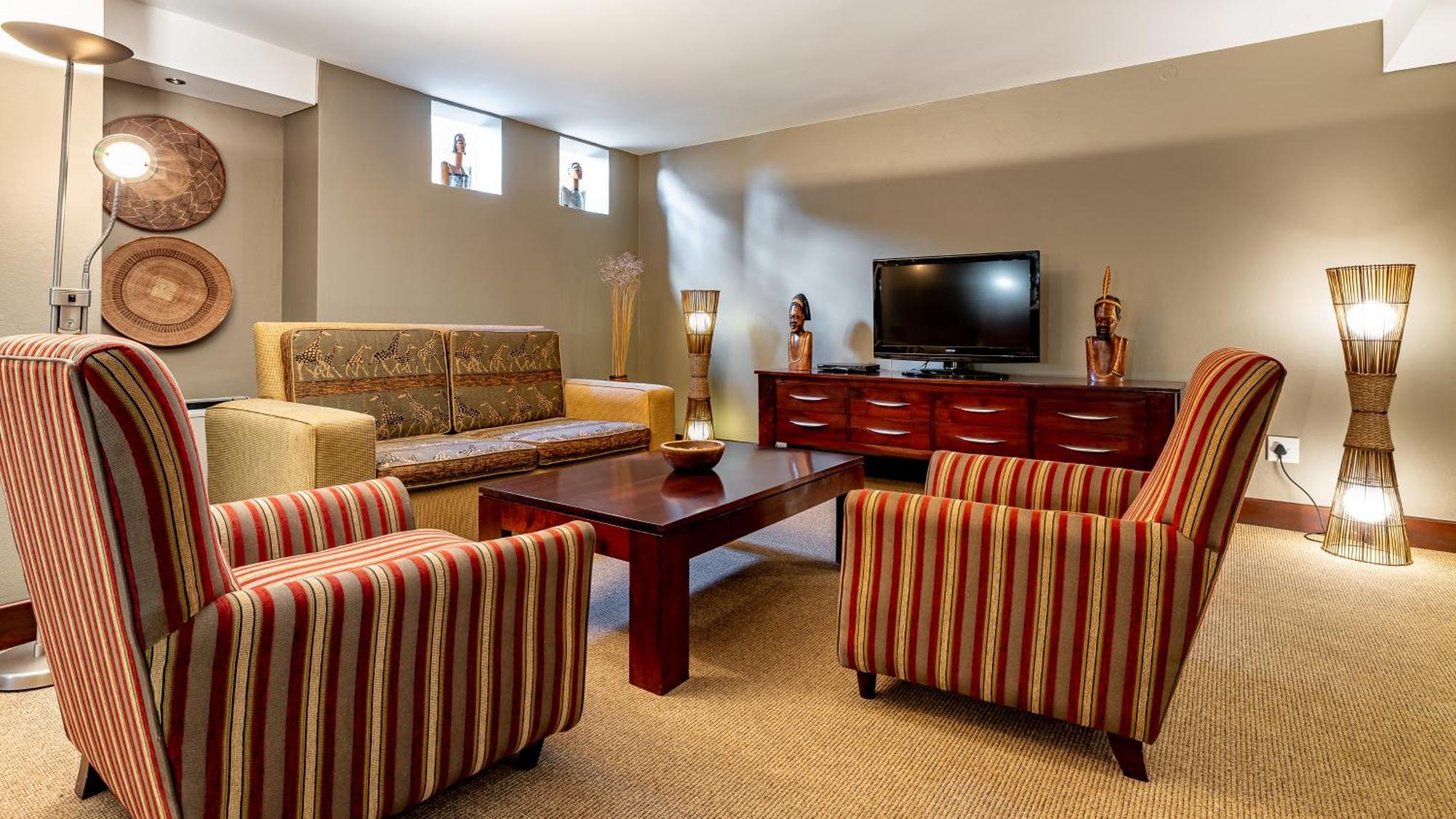 African Sky Hotels - Pine Lake Inn White River Exterior foto