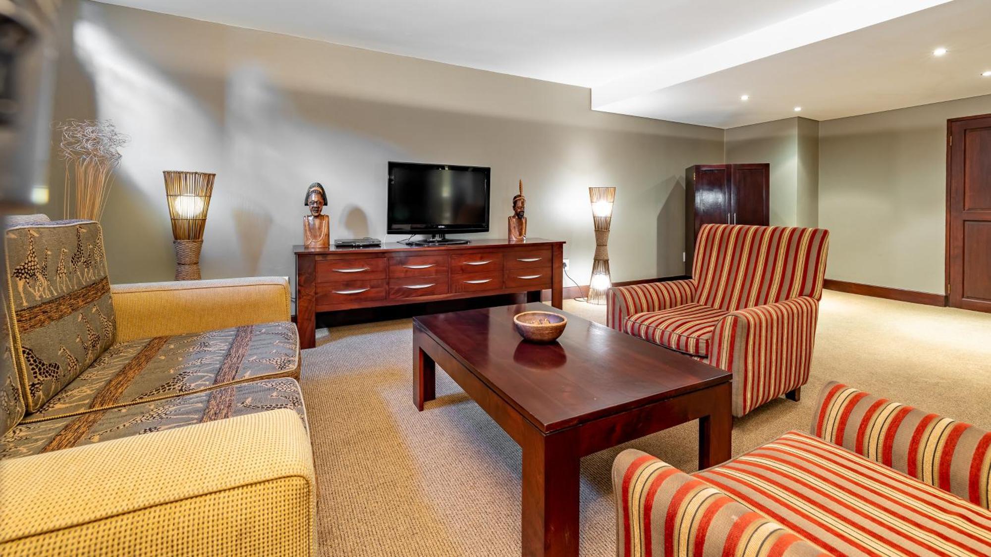 African Sky Hotels - Pine Lake Inn White River Exterior foto